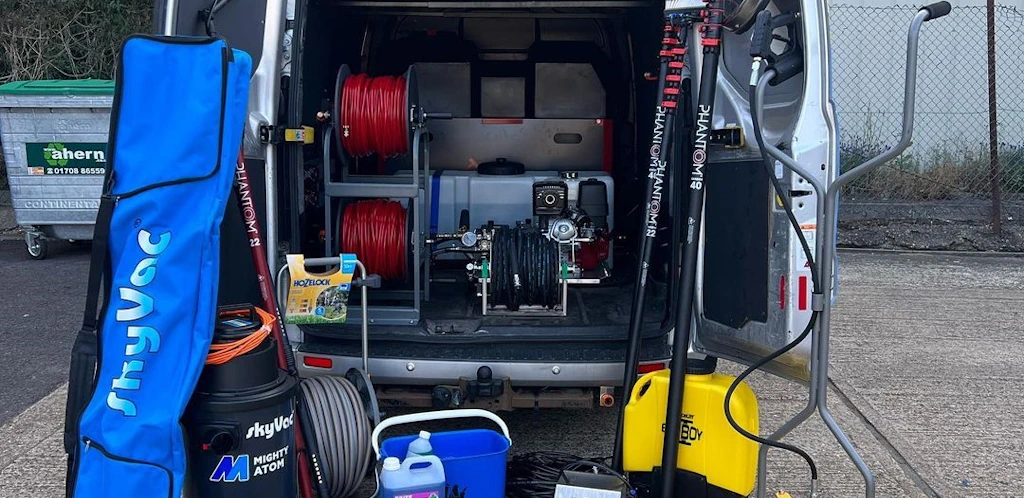 Essential Accessories for Water Fed Pole Cleaning